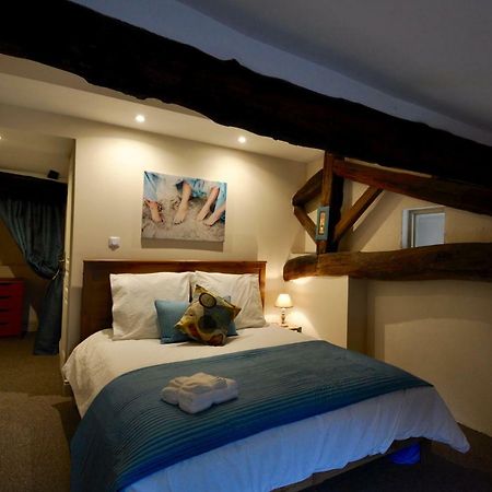Chez Fins Bois Bed & Breakfast Nere Bagian luar foto