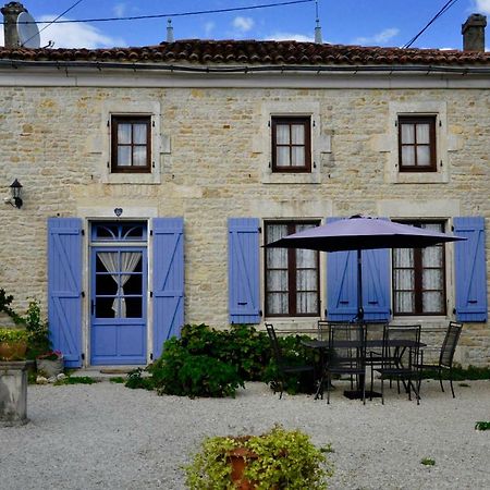 Chez Fins Bois Bed & Breakfast Nere Bagian luar foto