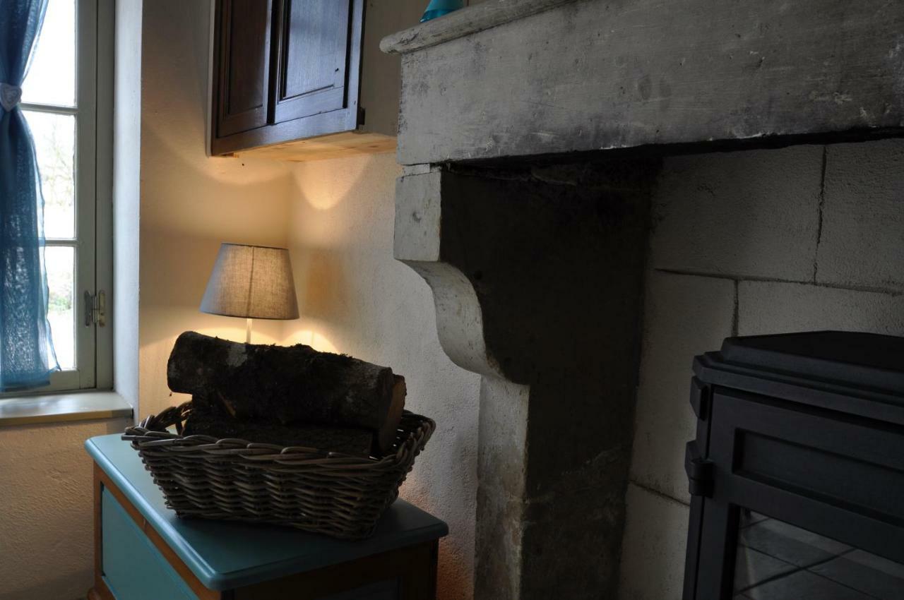 Chez Fins Bois Bed & Breakfast Nere Bagian luar foto