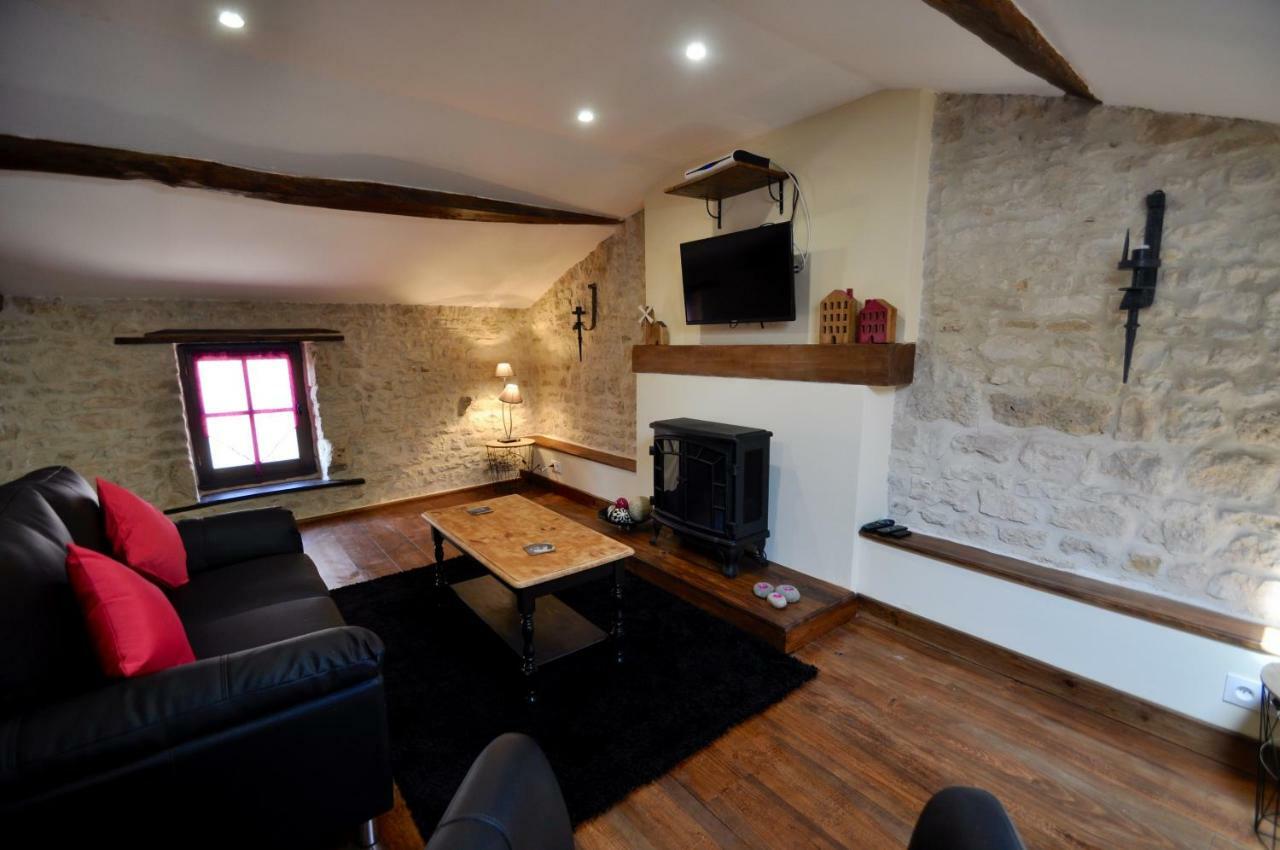 Chez Fins Bois Bed & Breakfast Nere Bagian luar foto