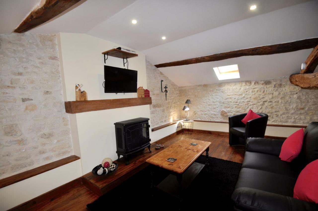 Chez Fins Bois Bed & Breakfast Nere Bagian luar foto