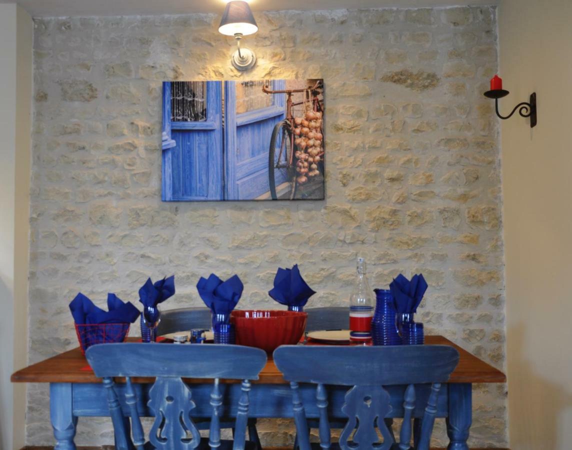 Chez Fins Bois Bed & Breakfast Nere Bagian luar foto