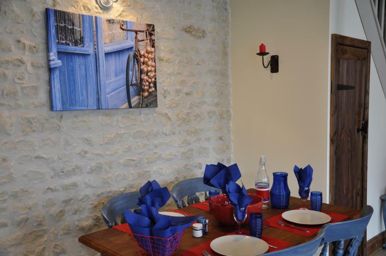 Chez Fins Bois Bed & Breakfast Nere Bagian luar foto